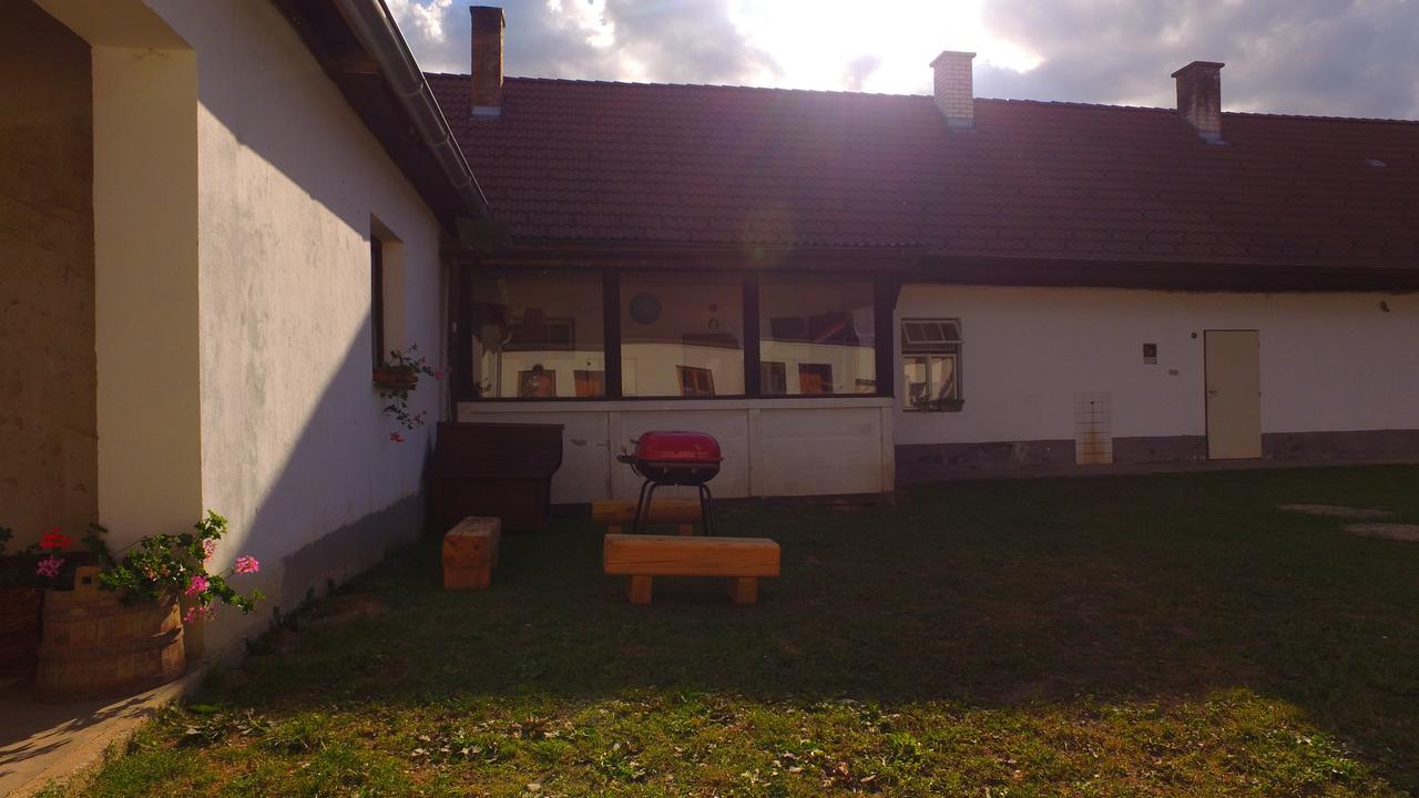 Apartment Safar